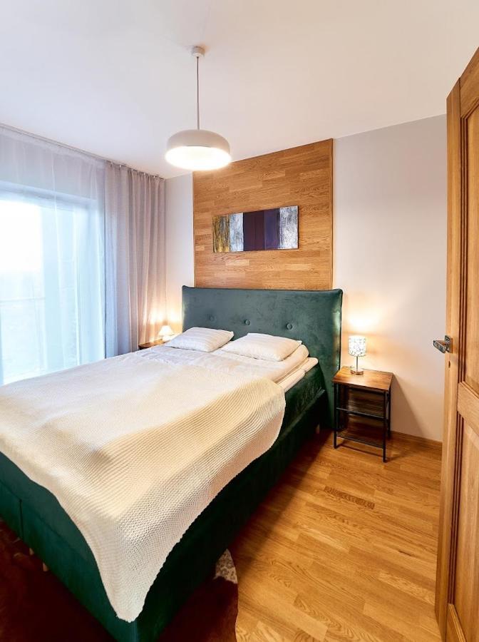 Laguna 43 Z Garazem- *